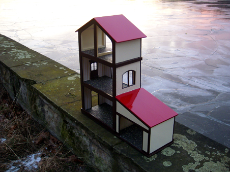 restauriertes Puppenhaus