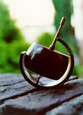 Schaukeldose im Profil