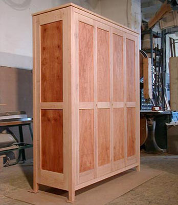 Akkordeonschrank seitlich betrachtet