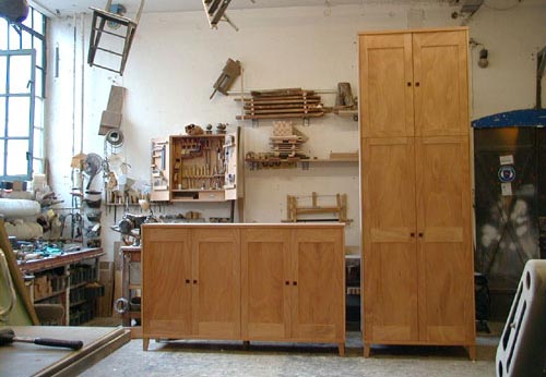 öffnen Hoch und Tief - Kleiderschrank